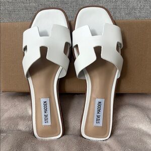 Stave Madden Hawthorne White Leather Sandals- Brand New- US Women's size 7